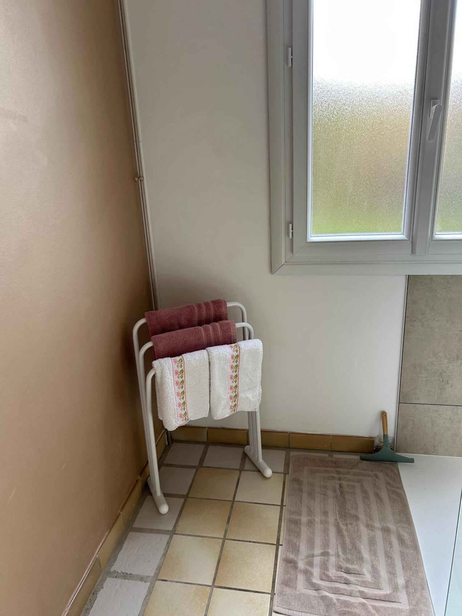 Manoir De La Gravette, Manoir Et Table D'Hotes Montauban Esterno foto