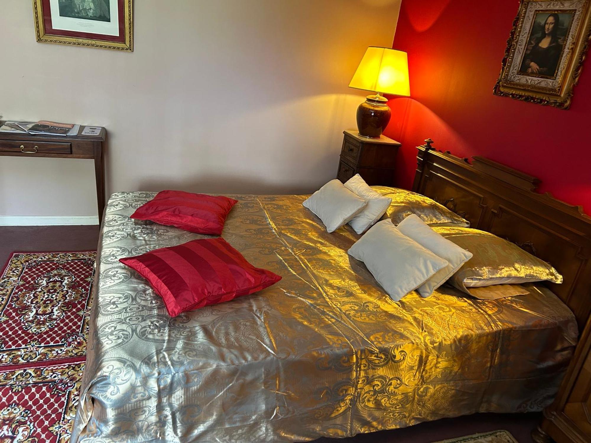 Manoir De La Gravette, Manoir Et Table D'Hotes Montauban Esterno foto