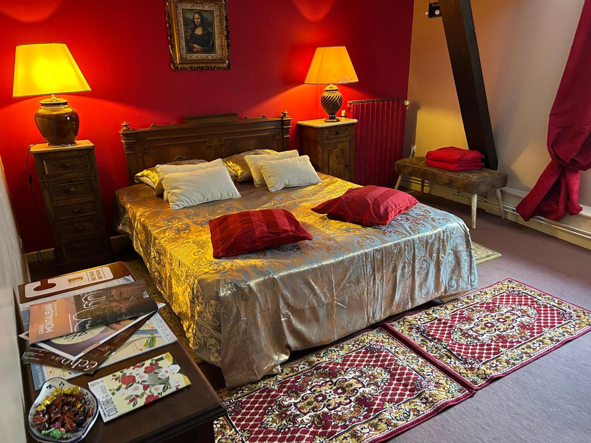 Manoir De La Gravette, Manoir Et Table D'Hotes Montauban Esterno foto