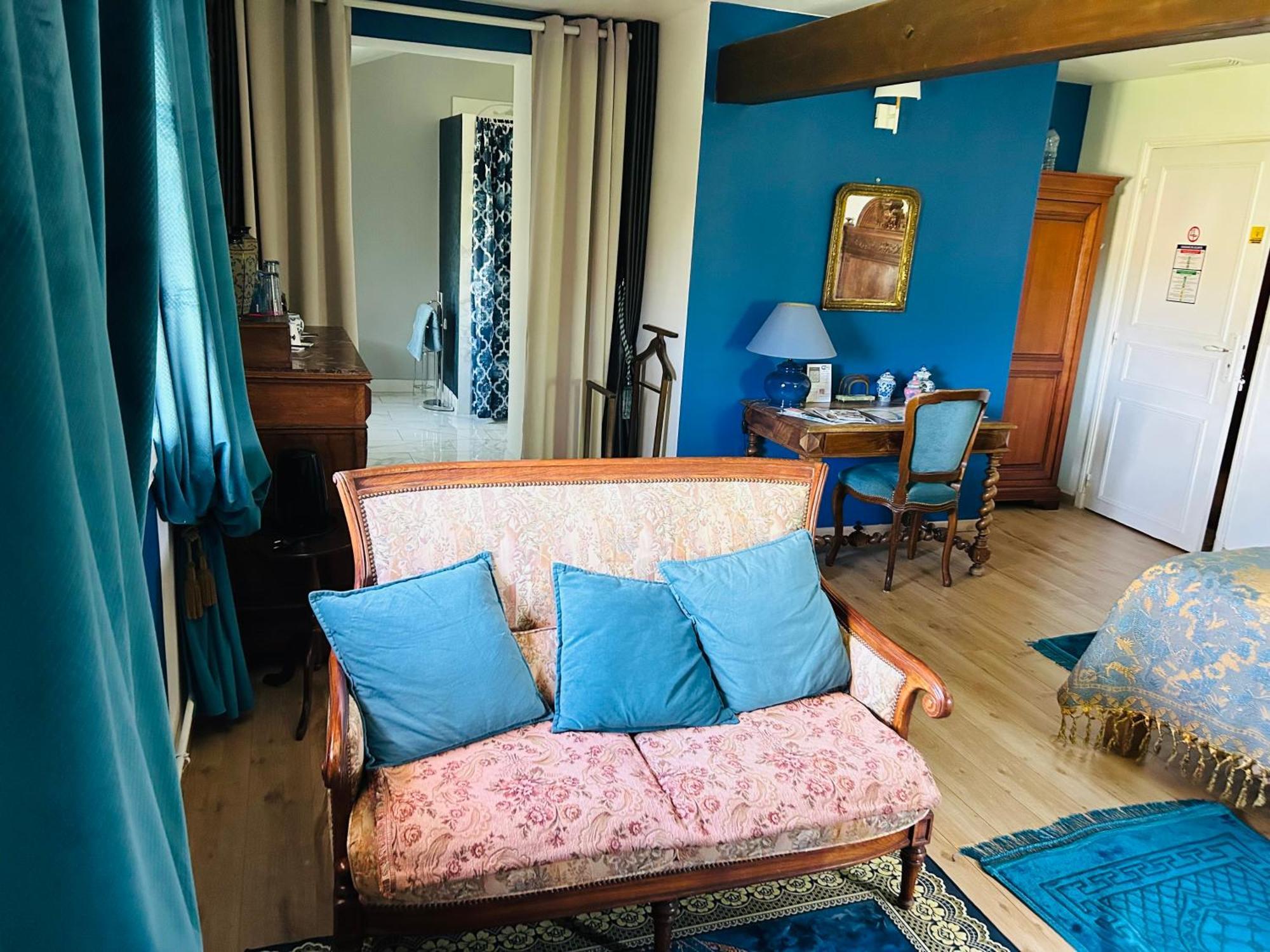 Manoir De La Gravette, Manoir Et Table D'Hotes Montauban Esterno foto