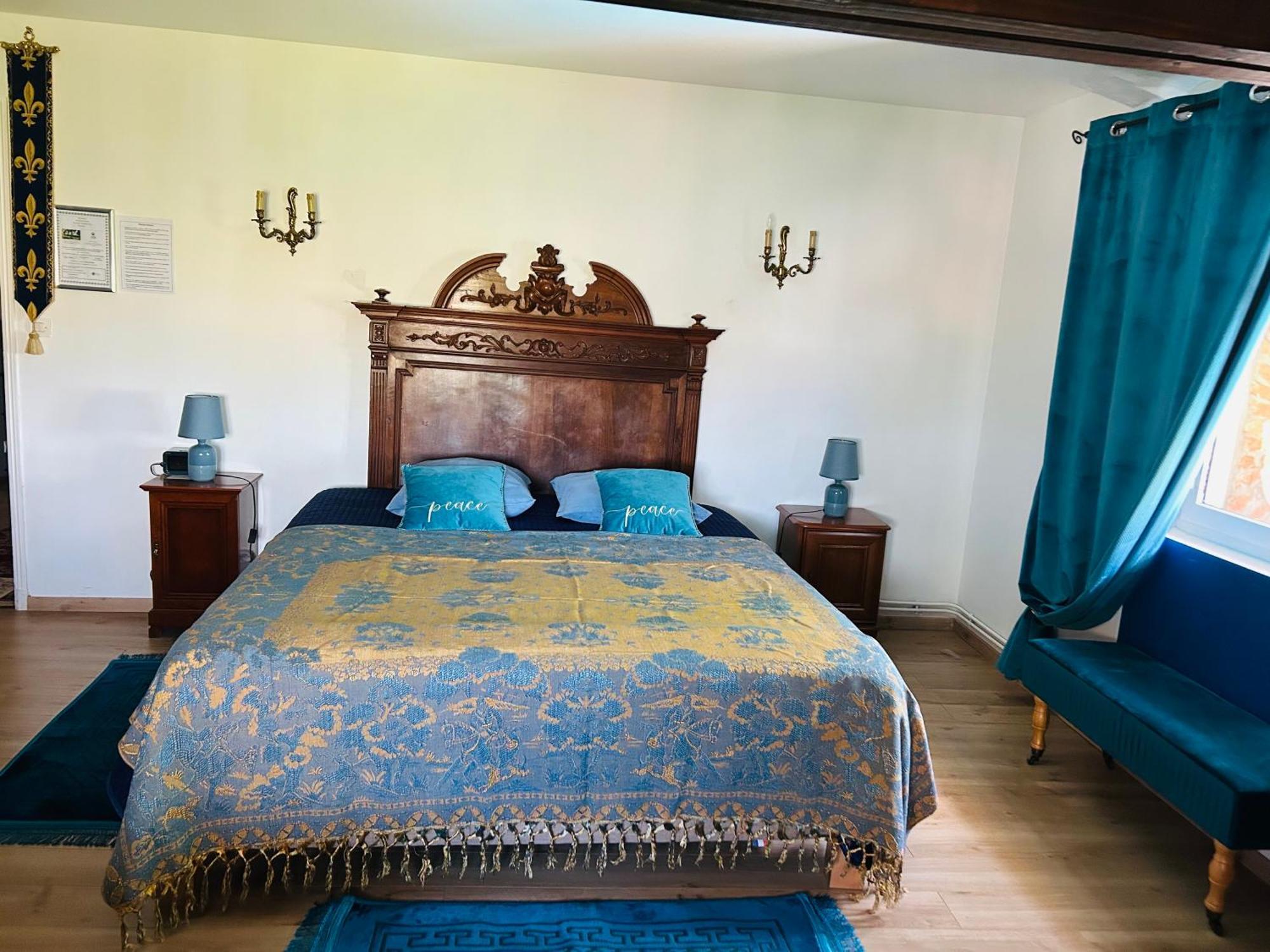 Manoir De La Gravette, Manoir Et Table D'Hotes Montauban Esterno foto